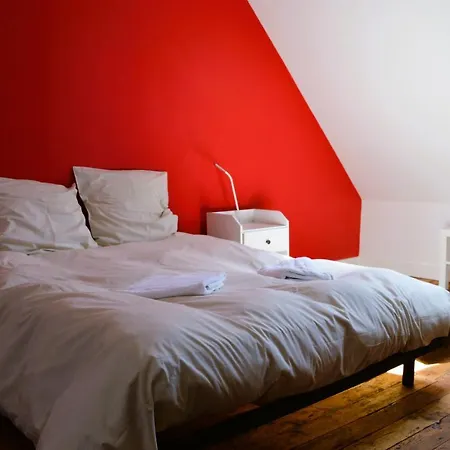 Maison Typique - Tres Grand Jardin - 7km De La *