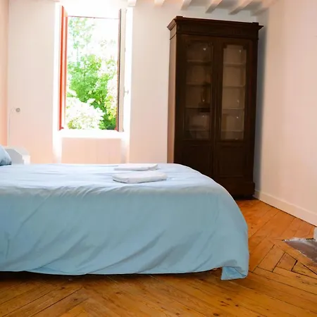 Maison Typique - Tres Grand Jardin - 7km De La