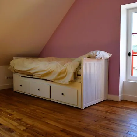 Dom wakacyjny Maison Typique - Tres Grand Jardin - 7km De La *