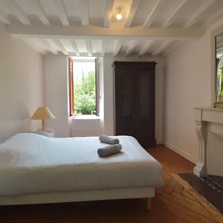 Maison Typique - Tres Grand Jardin - 7km De La Holiday home Fontaine-Henry