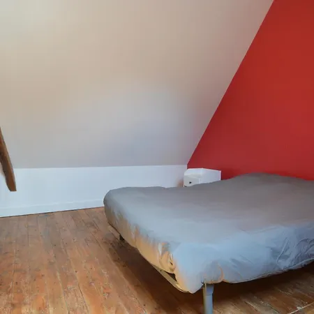 Holiday home Maison Typique - Tres Grand Jardin - 7km De La *