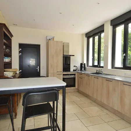 Holiday home Maison Typique - Tres Grand Jardin - 7km De La *