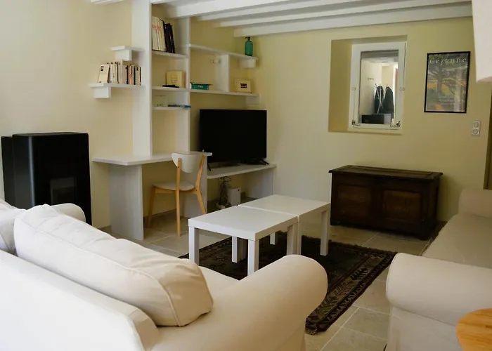 بيت للعطل Maison Typique - Tres Grand Jardin - 7km De La Fontaine-Henry