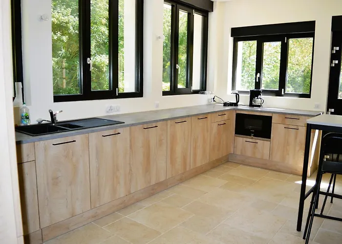 Maison Typique - Tres Grand Jardin - 7km De La * Fontaine-Henry